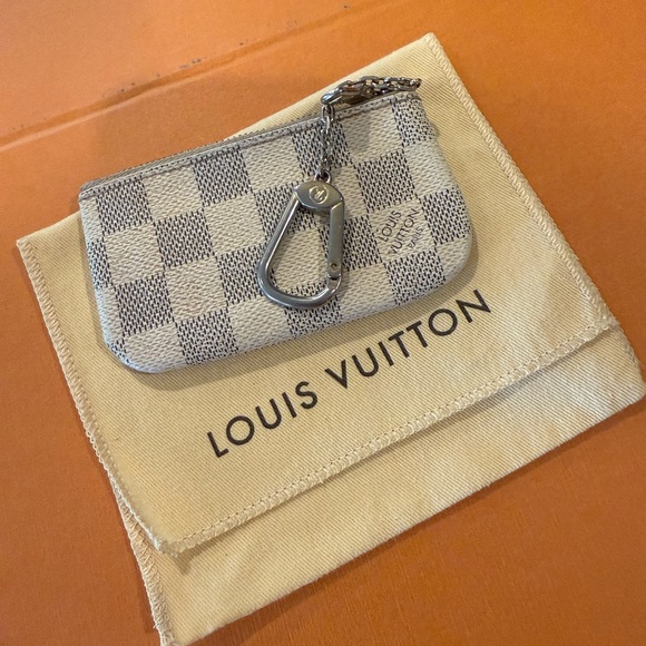 100% Authentic Louis Vuitton Damier Azur Key Pouch! Zipper works great! RARE!